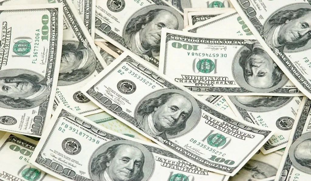 How to Play Games for&nbsp;Cheap